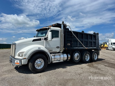 2019 Kenworth T880 8x4 Tri/A Dump Truck