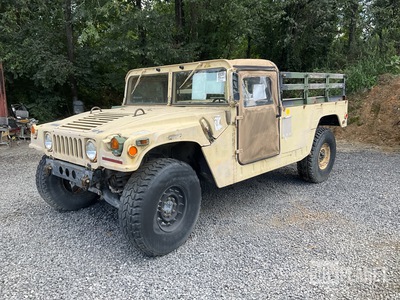 AM General M1097R1 HMMWV 2 Door Soft Top w/Truck Body