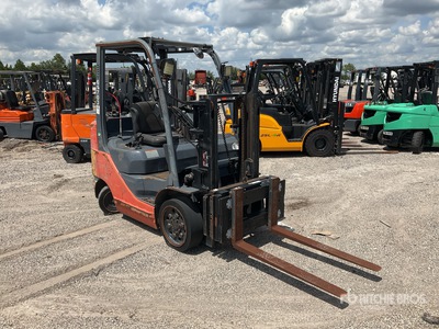 Toyota 8FGCU25 4700 lb Forklift