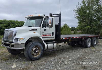 2004 International WorkStar 7500 6x4 Flatbed Truck
