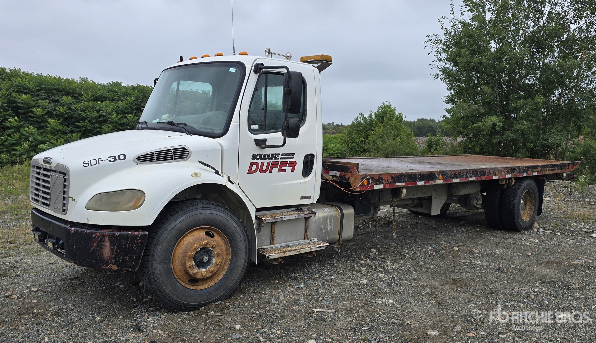 2003 Freightliner M2 106 4x2 Pritsche-Lkw