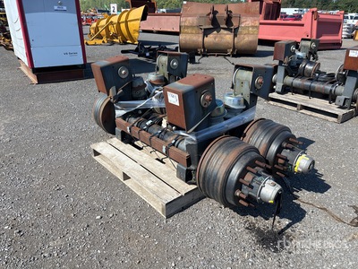 Quantity of (2) Hendrickson Intraax Eje (Unused)