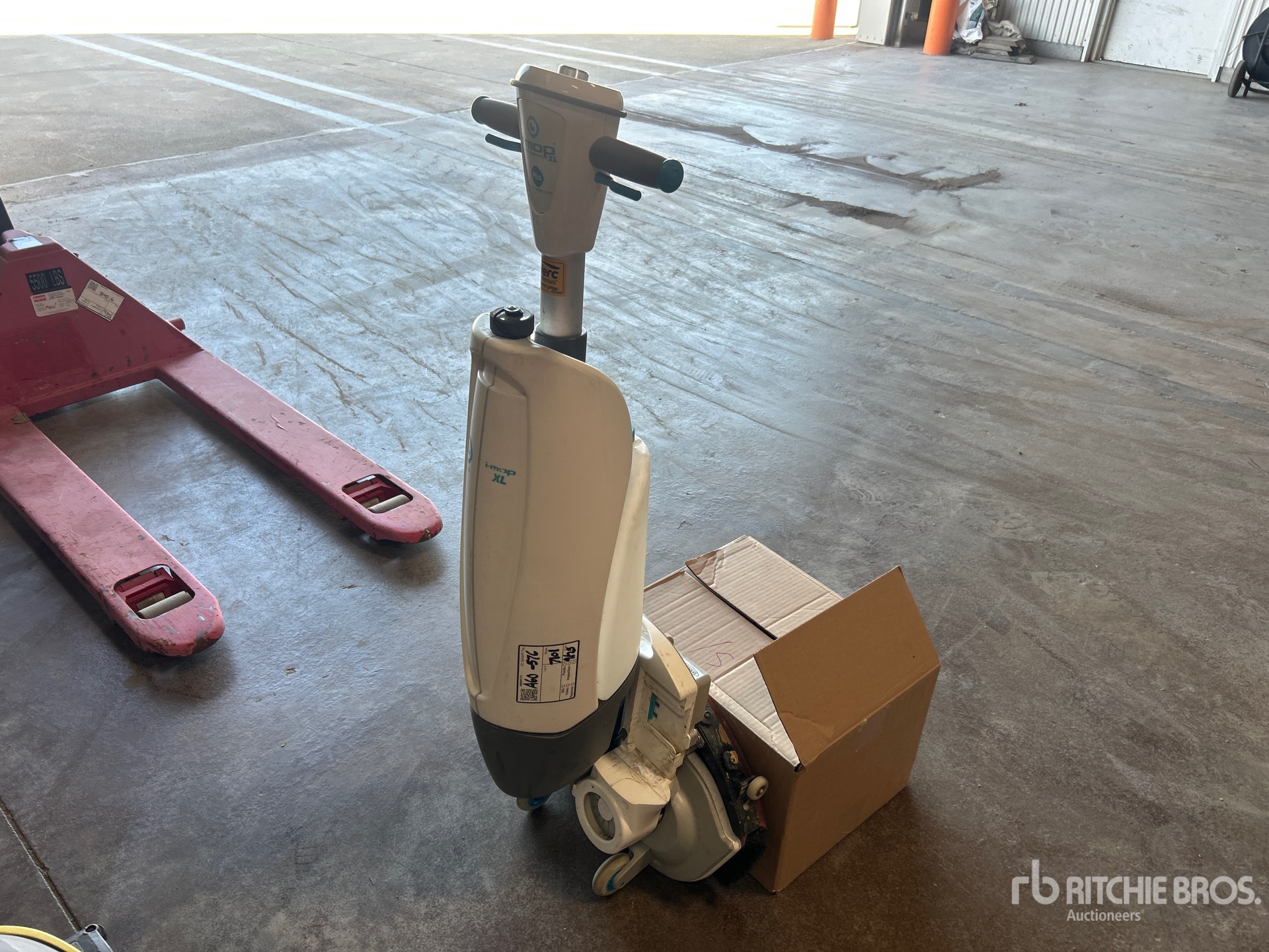 2022 Tennant I-Mop XL Plus Walk-Behind Electric Macchina pulizia pavimenti