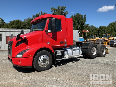 2021 Volvo VNR 6x2 Cabeza Tractora Cabina Corta