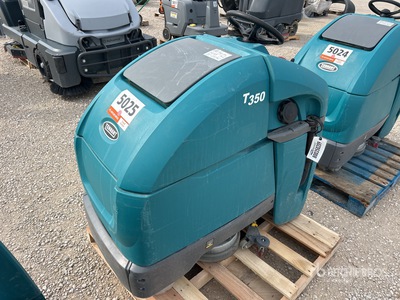 2022 Tennant T350 Stand-On Floor Scrubber