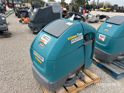 2022 Tennant T350 Stand-On Floor Scrubber