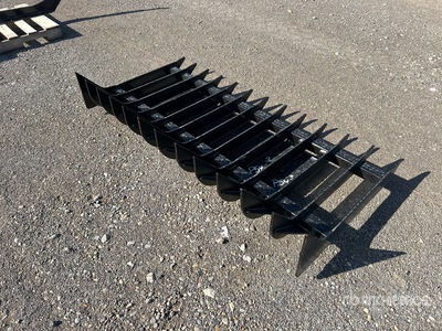 2025 Kit Containers QT-RR-70 70 in Râteau à racines pour Skid Steer