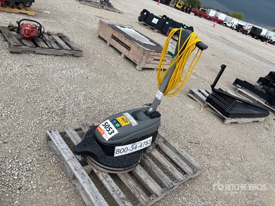 2022 Tennant BR-2000-DC Walk-Behind Floor Burnisher