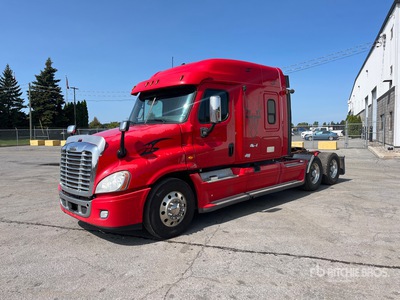 2013 Freightliner Cascadia 125 Cabeza Tractora Cabina Dormitorio
