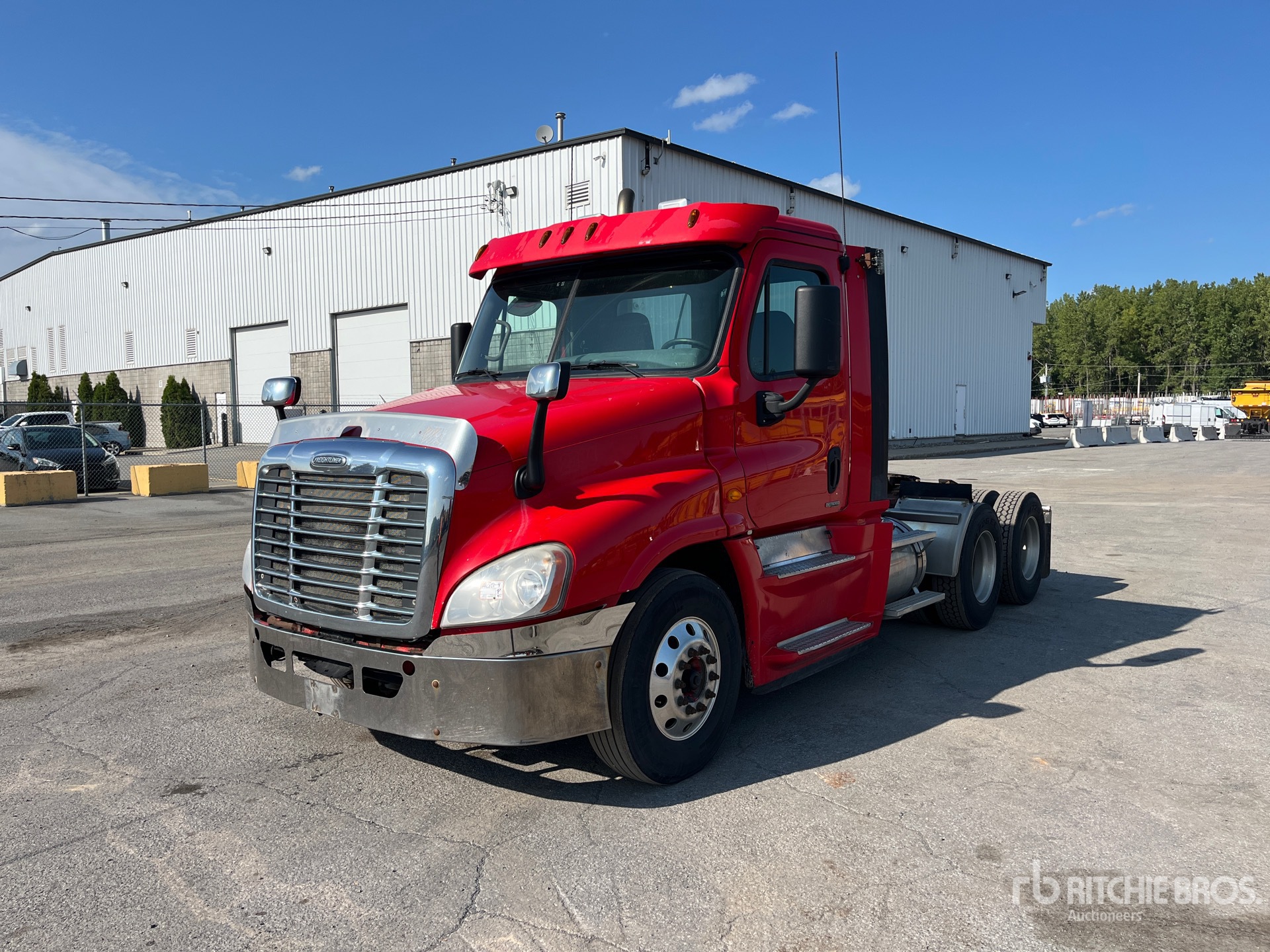 2014 Freightliner Cascadia 125 6x4 Cabeza Tractora Cabina Corta