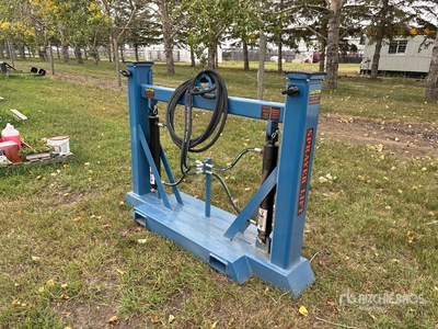 35000 lb 5 ft 5 in Hydraulic Sprayer Jack (Unused)