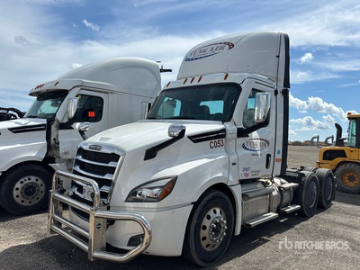2022 Freighliner Cascadia 126 6x4 T/A Day Cab Truck Tractor