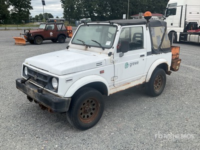 1996 Suzuki Samurai AWD Samochód