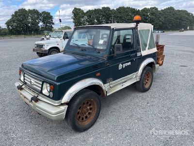 2001 Suzuki Samurai Samochód