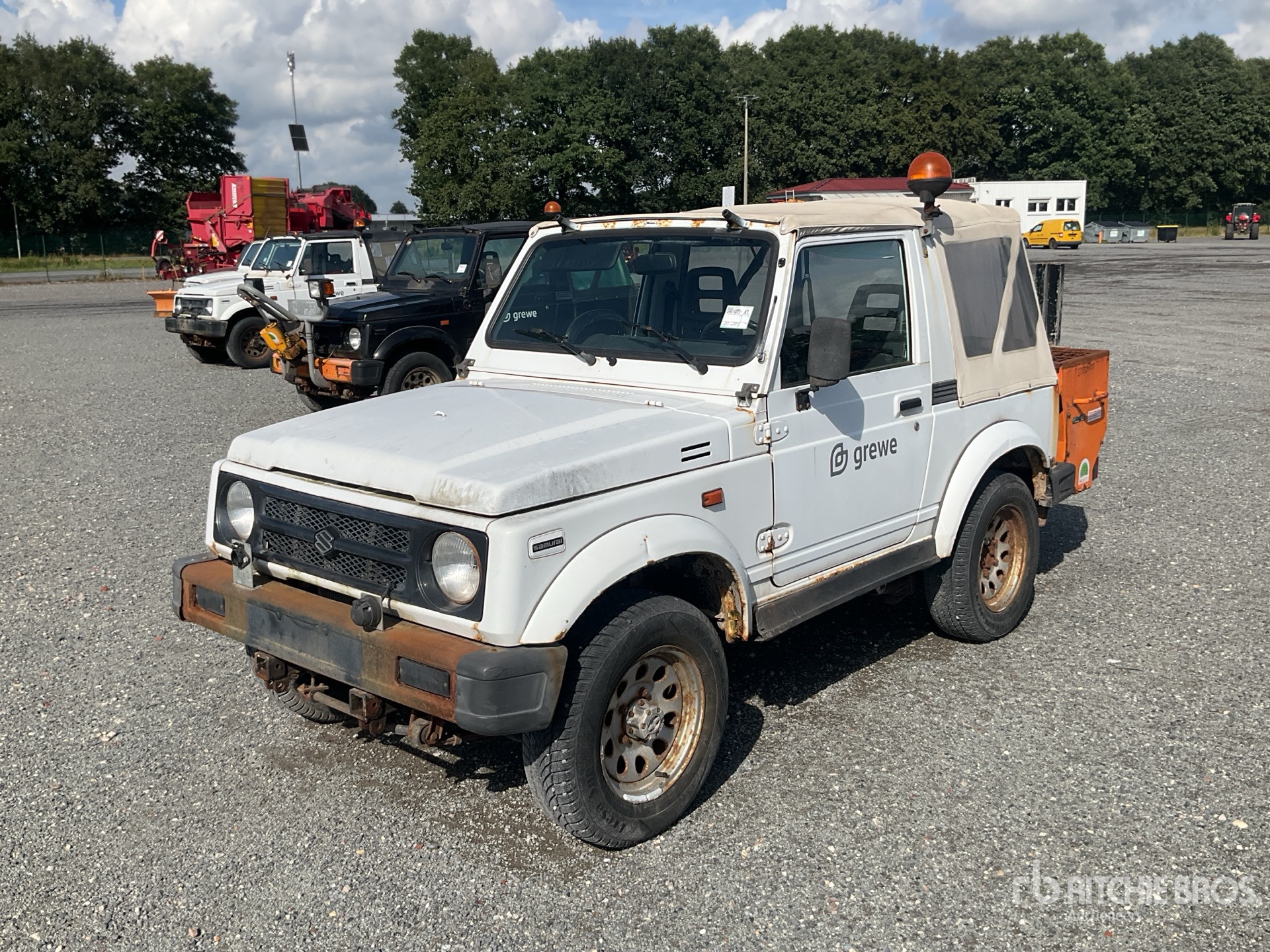 1998 Suzuki Samurai Autovettura