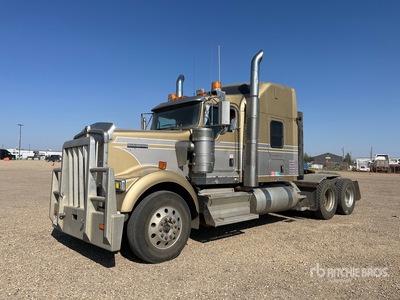 2013 Kenworth W900 6x4 T/A Sleeper Truck Tractor