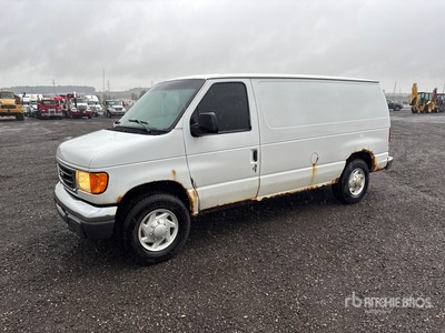 2003 Ford E-250 Fourgon cargo