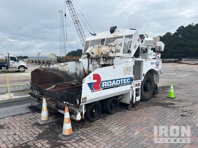 2019 Roadtec RP190E Wheel Asphalt Paver (Inoperable)