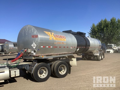 2001 LBT Stainless Inc 7500 gal T/A タンクトレーラー