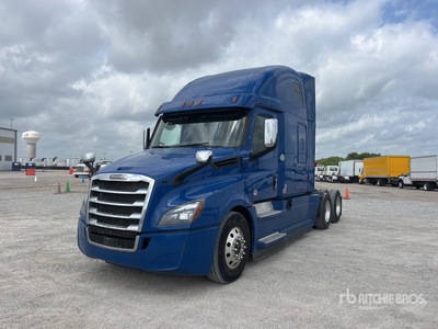 2020 Freightliner Cascadia 126 6x4 T/A Sleeper Truck Tractor