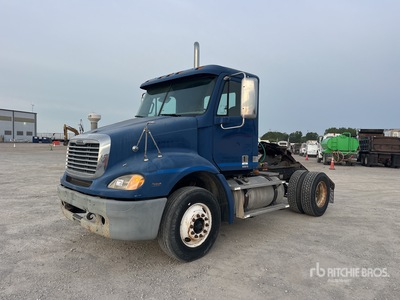 2007 Freightliner Columbia 112 Cabeza Tractora Cabina Corta