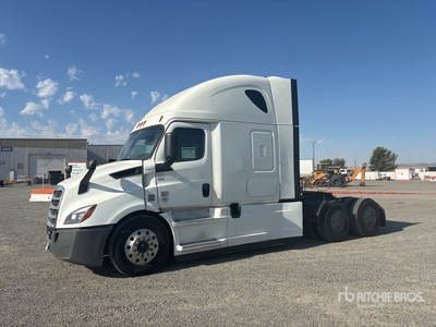 2020 Freightliner Cascadia 116 6x4 T/A Sleeper Truck Tractor