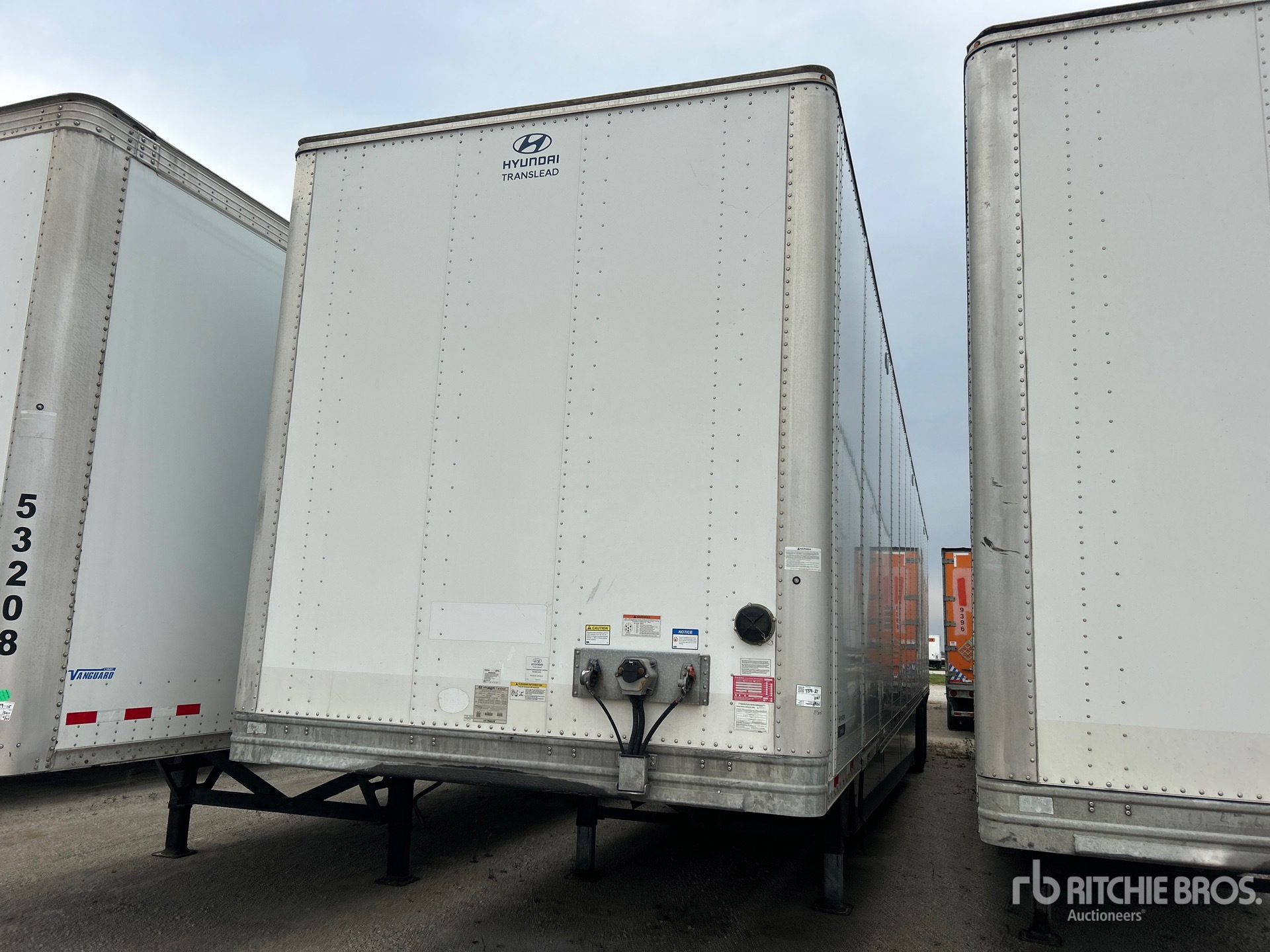 2023 Hyundai VC2530152-AJS 53 ft x 102 in T/A Van Trailer