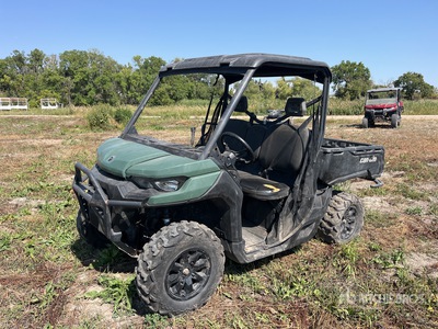 Can-Am Defender 4x4 Paralelo