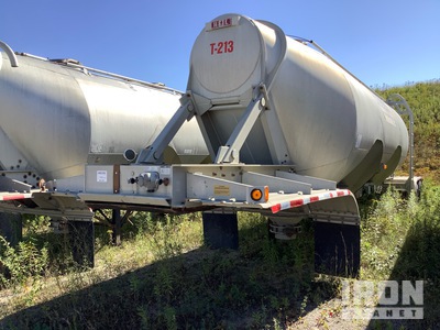 2000 Heil 1040 cft T/A Tanker Trailer