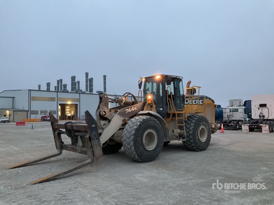 2012 John Deere 744K Wheel Loader