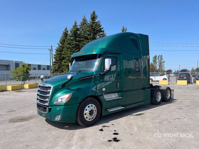 2020 Freightliner Cascadia 126 6x4 T/A Sleeper Truck Tractor