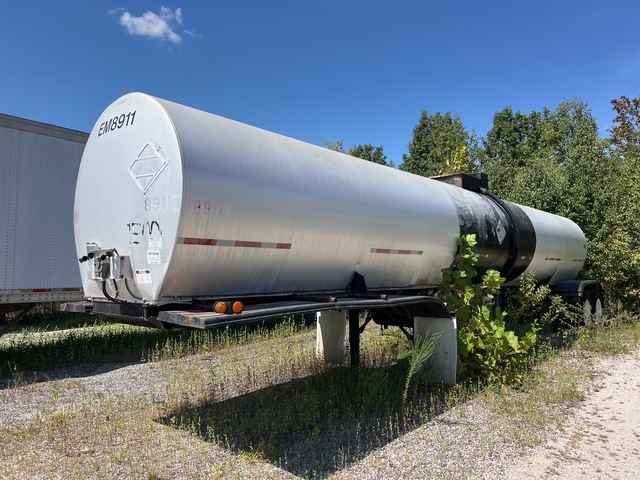 1989 Fruehauf TEH-F2-R 7000 7000 gal T/A Tanker Trailer