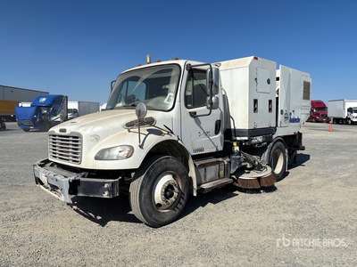 Schwarze M6 Avalanche on 2015 Freightliner Sweeper Truck