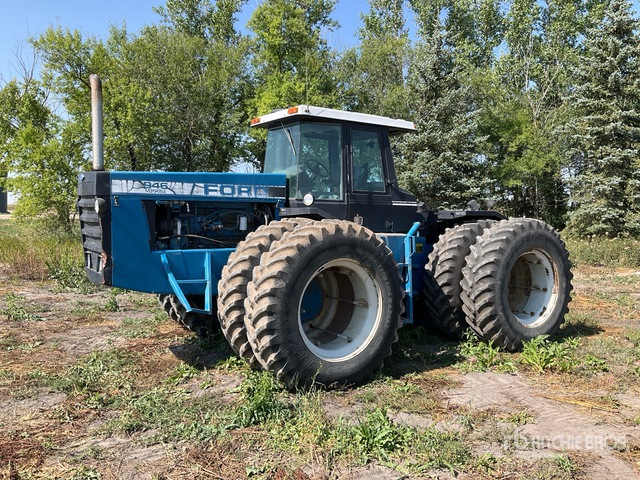 Ford 946 Knikgestuurde tractor | Ritchie Bros. Auctioneers