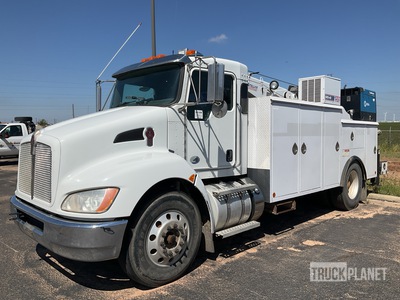 2016 Kenworth T370 4x2 Camion de servicios (Inoperable)