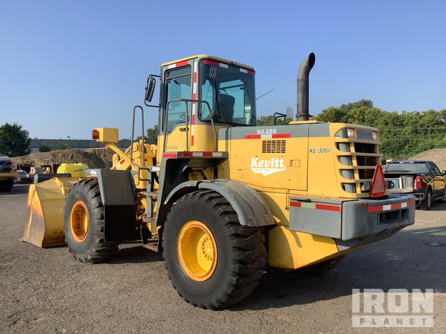 CARGADOR FRONTAL 1996 KOMATSU WA3203H