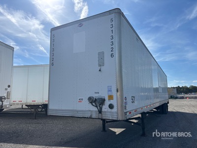 2013 Utility VS2DX 53 ft x 96 in T/A Van Trailer