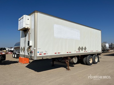 2012 Manac 30 ft x 102 in T/A Heated Van Trailer