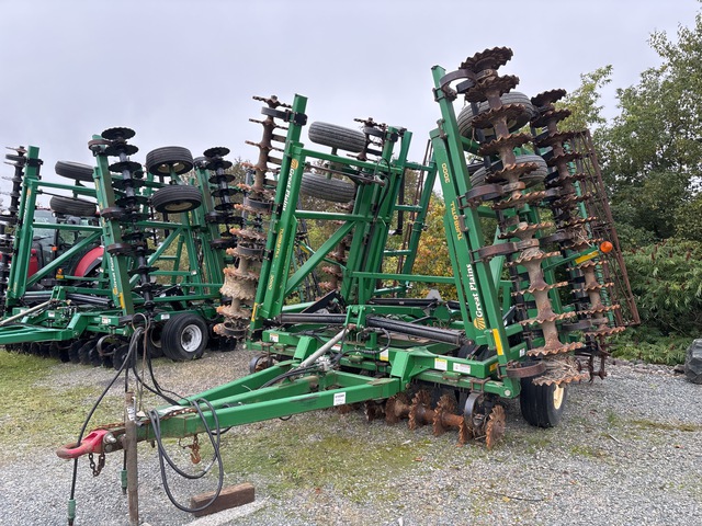 2007 Great Plains Turbo Till 3000 30 ft Vertical Disc Harrow 2007 Great Plains Turbo Till 3000 30 ft Vertical Disc Harrow