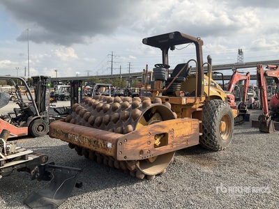 2006 Cat CP-563E Walzenzug mit Stampffußbandage (Inoperable)
