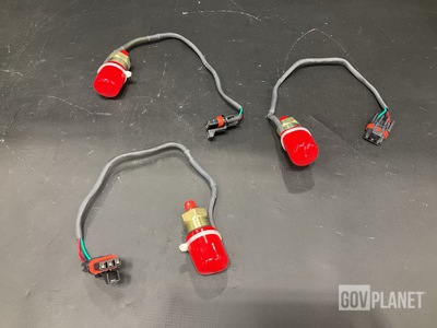 (16) Textron Systems 70421-95054-4 Pressure Switches