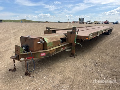 2012 Super 43 ft T/A Equipment Trailer