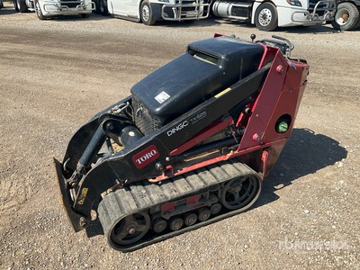 2014 Toro Dingo TX525 Mini لودر بجنزير