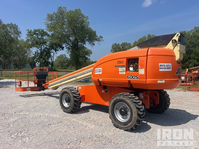 ELEVADOR TELESCóPICO 2007 JLG 4WD 600S