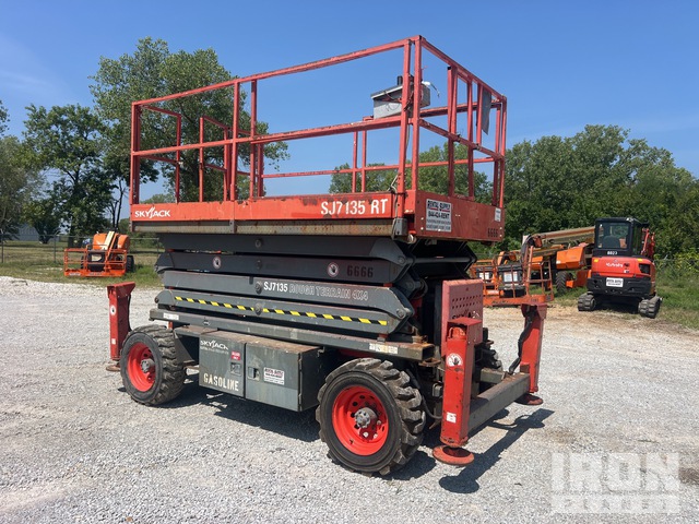 ELEVADOR TIJERA 2012 SKYJACK SJ7135RT