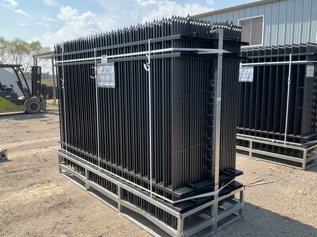 (30) Pieces of Galvanized Steel Garden/Public Space Fence w/(31) Post Connectors (30) Pieces of Galvanized Steel Garden/Public Space Fence w/(31) Post Connectors