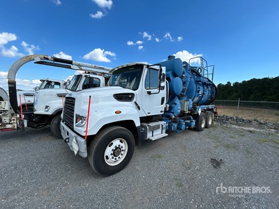 2013 Presvac on 2013 Freightliner 114SD 6x4 Vacuum Excavator Truck