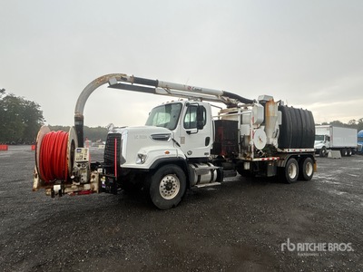 2015 Freightliner 114SD 6x4 Cureur d'égout monté sur camion