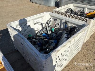 Quantity of Miscellaneous Tools Varios otros