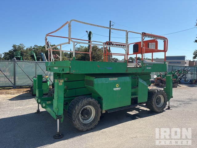 ELEVADOR TIJERA 2015 JLG 3394RT